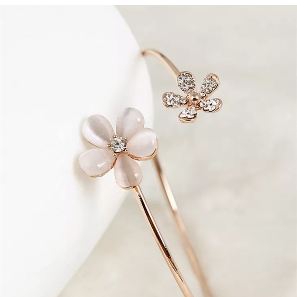 🆕 Daisies bangle